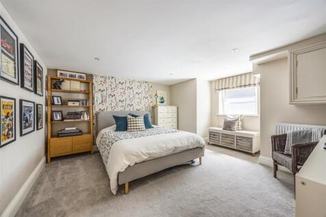 Lower Ground Bedroom