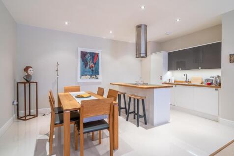 Flat 6 Regal House-7.jpg