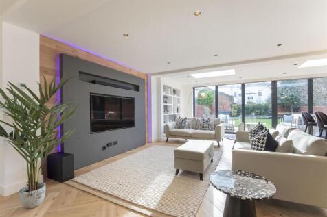 4 Walnut Close-03.jpg