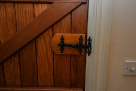 Latch.jpg