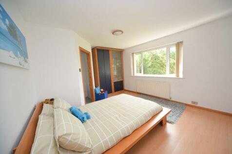Guest Bedroom .jpg