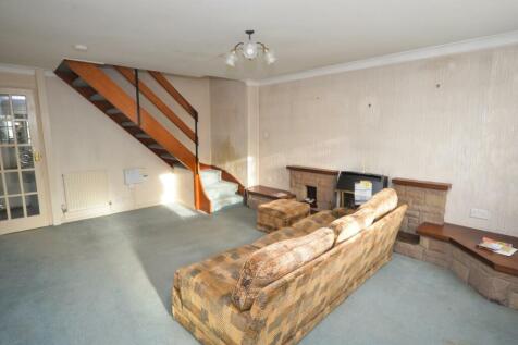 LOUNGE 1.jpg