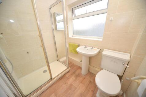 Shower Room.jpg
