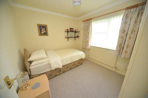 Bed 3.jpg