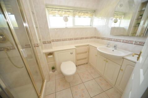 Shower room.jpg