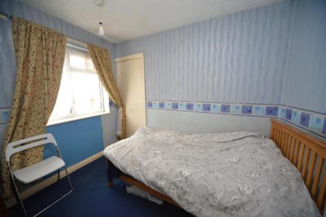 Bed 3.jpg