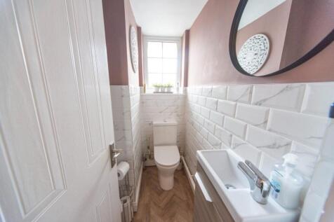 cloakroom.JPG