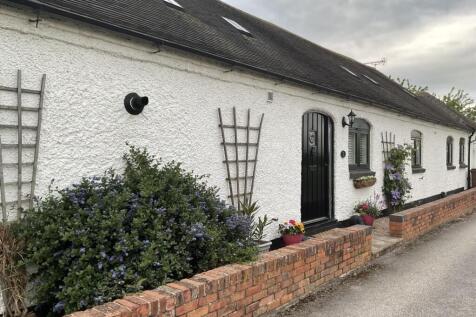 The Stables Front May.jpg