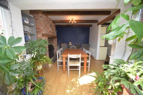 Dining Room 2 .jpg