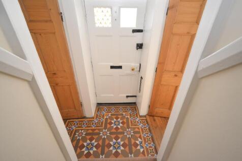 Hallway .jpg