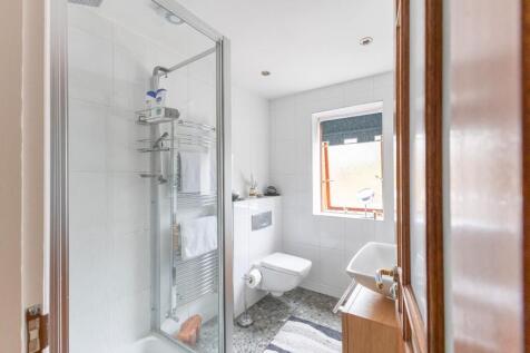 EN SUITE PRINCIPLE