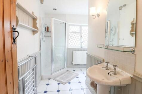 Ground floor showerjpg