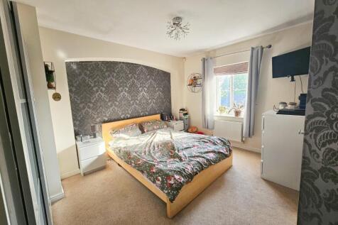 Bedroom.jpg