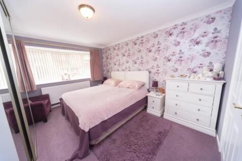 Principal bedroom
