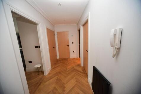 Hall.jpg