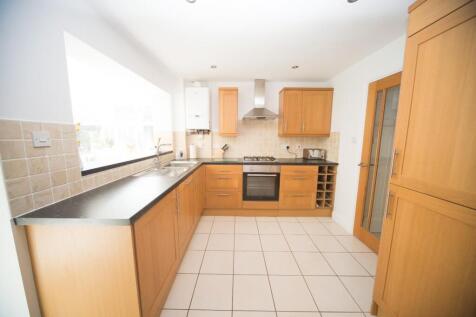 Kitchen area.jpg