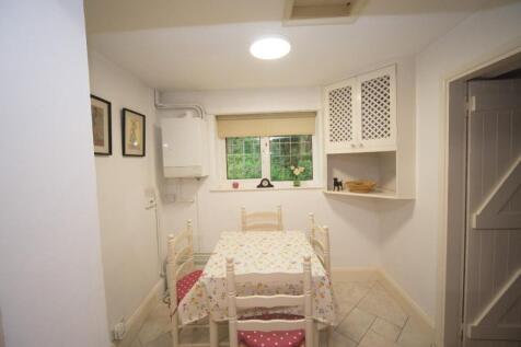 Breakfast area.jpg
