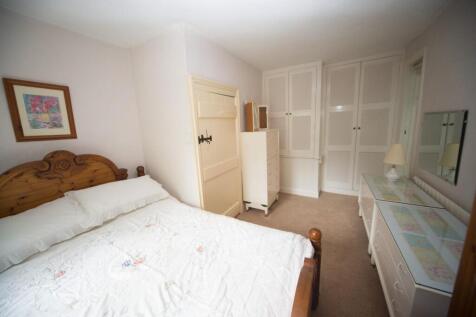 bedroom 2 2.jpg