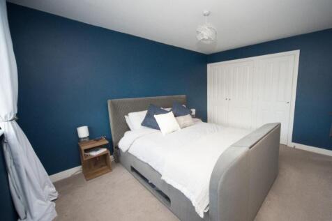 Bed 1 2.jpg