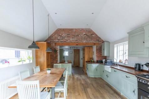 Dining Kitchen.JPG