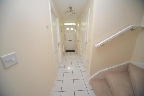 Entrance hall.jpg