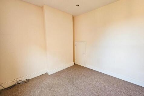 Bedroom 2.jpg