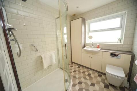 Shower room.jpg
