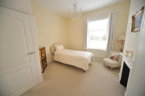 Bedroom 2.jpg