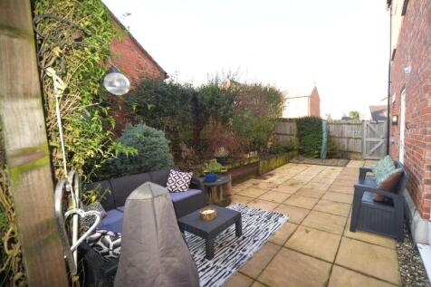 Rear Garden 2.jpg