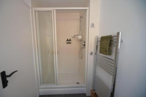 Separate Shower Room 1.jpg