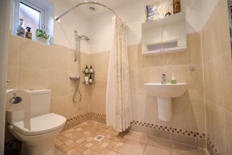Wet room ground floor.jpg