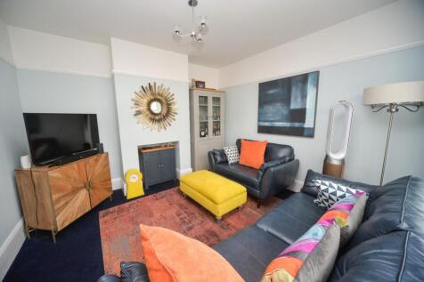 Sitting Room 2.jpg