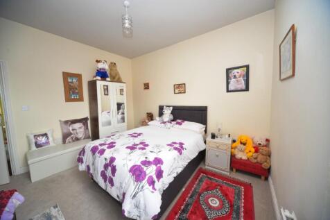 Bedroom one 2.jpg