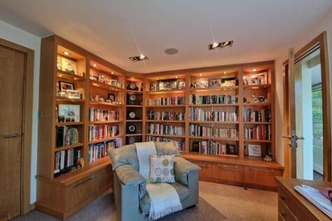 np bookcase.jpg