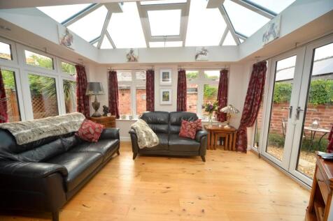 Garden room.jpg