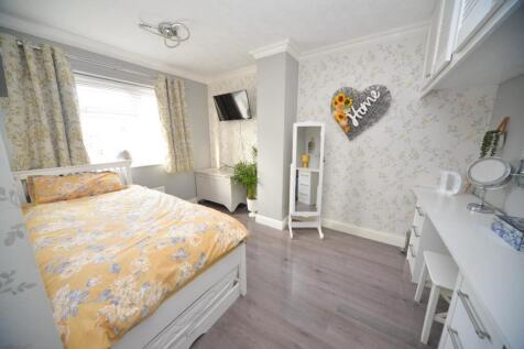 Bedroom 2.jpg