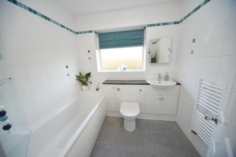 Bathroom.jpg