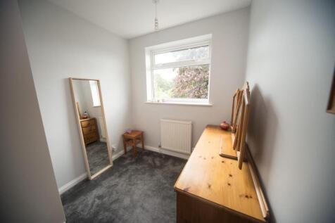 Bedroom 5.jpg