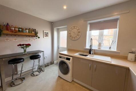 Kitchen 3.jpg