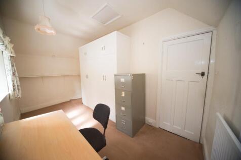 Bedroom 4.jpg