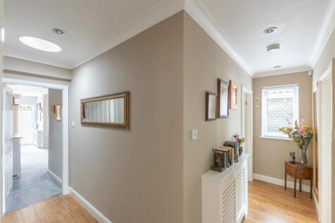 Bedroom Lobby