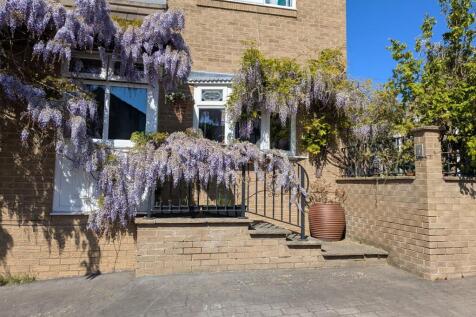 Property Image 28