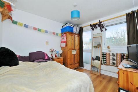 Photograph 4