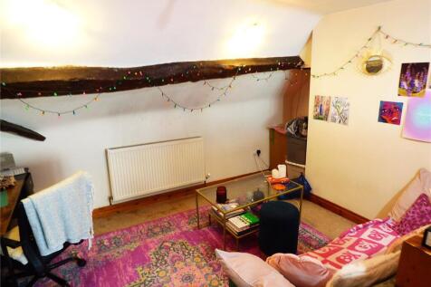 Top Floor Flat