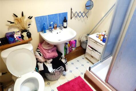 Top Floor Flat