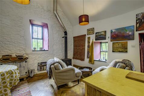 Cottage Snug