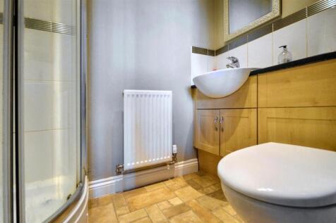 Ensuite.jpeg