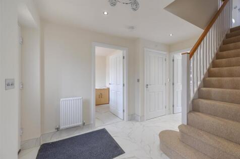 9608entrancehall.jpg