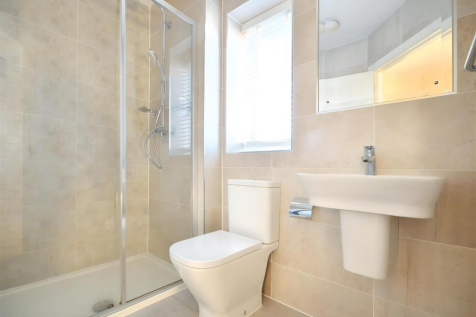 Bedroom 2 Shower Room.png