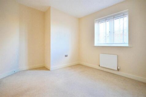 Bedroom 4.jpeg